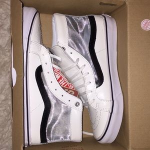 White High Top Vans, size 6.5 women’s. BRAND NEW